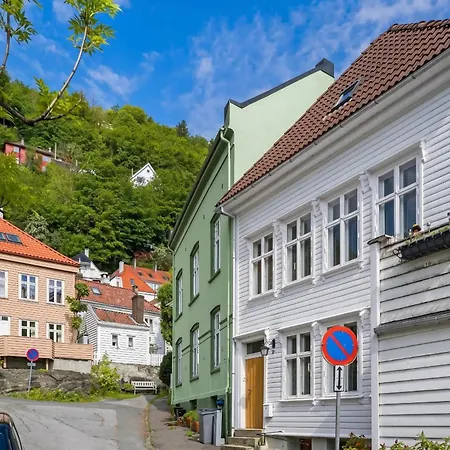 2ap15 - 4br Experience * Bergen